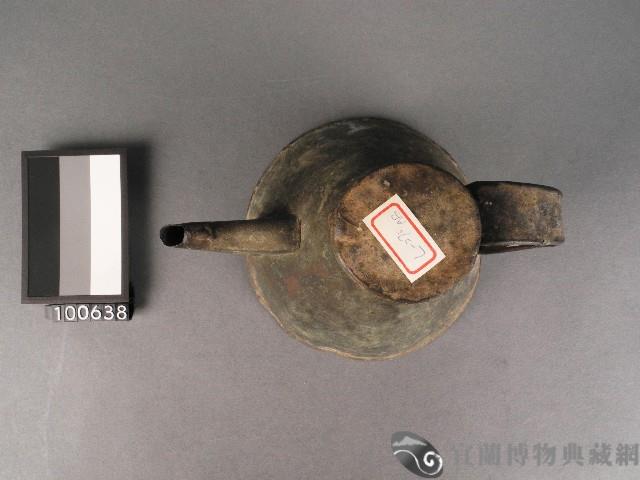 銅茶壺藏品圖，第2張