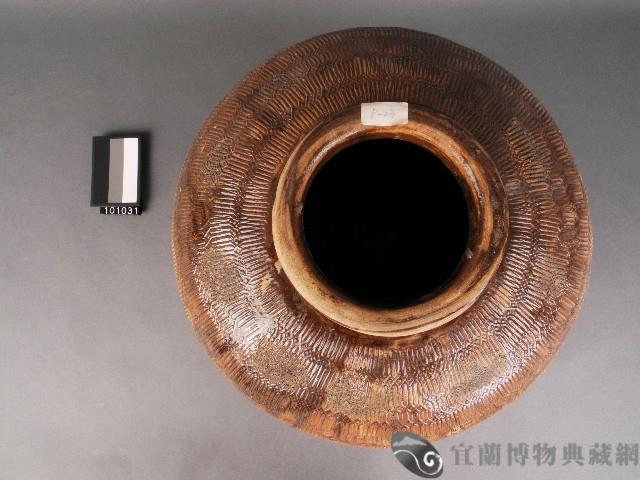褐釉荔紋陶甕藏品圖，第2張