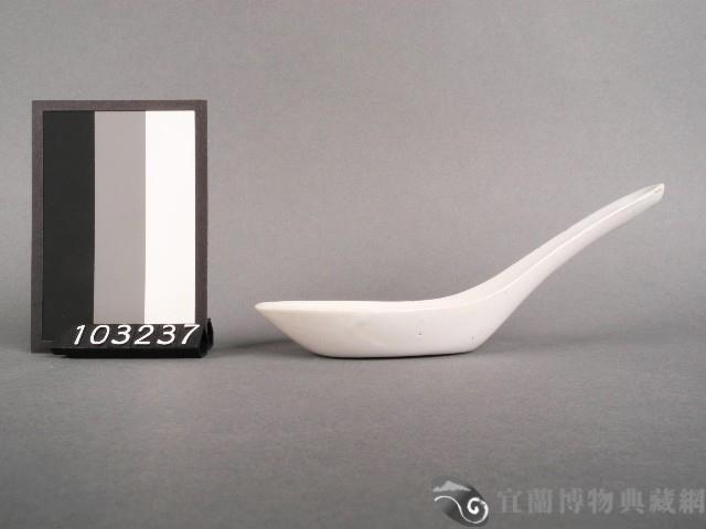 紅彩人物紋湯匙藏品圖，第2張