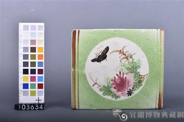 彩繪花蝶鳥紋枕藏品圖，第6張