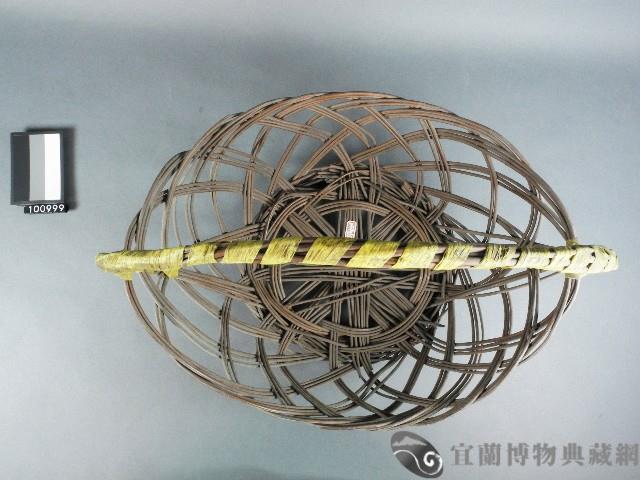 芒枝編提籃藏品圖，第2張