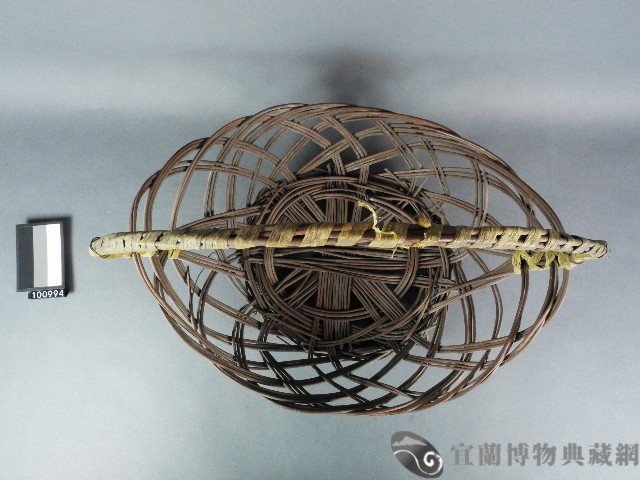 芒枝編提籃藏品圖，第2張