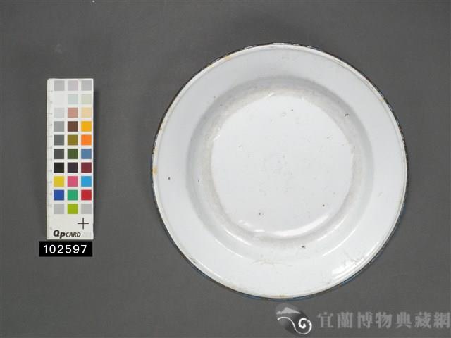 鐵胎琺瑯盤藏品圖，第3張