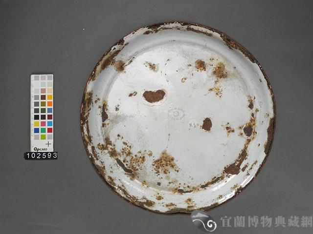 鐵胎琺瑯盤藏品圖，第3張