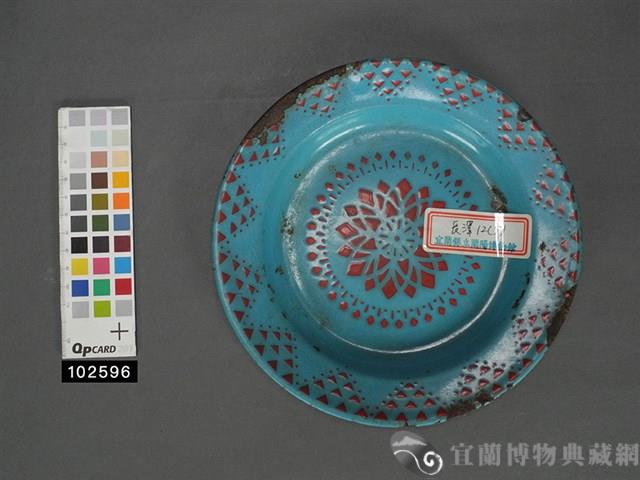 鐵胎琺瑯盤藏品圖，第1張