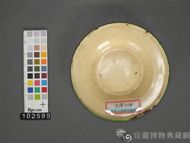 鐵胎琺瑯盤藏品圖，第1張