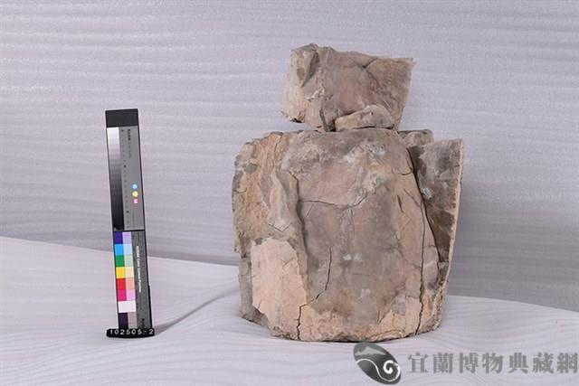 水泥桶塊藏品圖，第5張