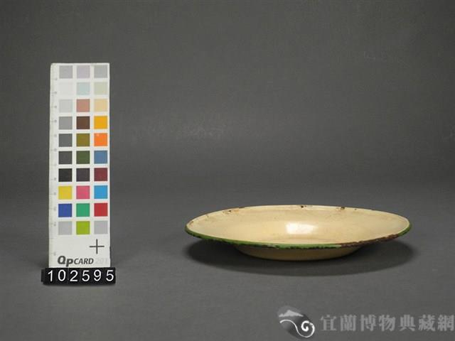 鐵胎琺瑯盤藏品圖，第2張