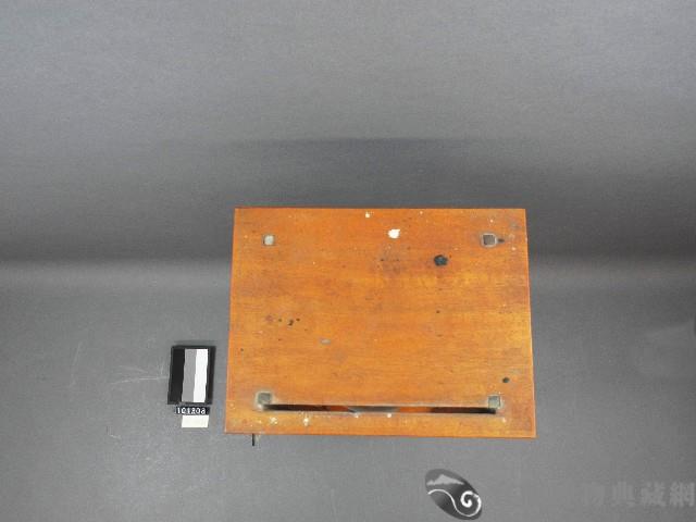 錫燭台藏品圖，第2張