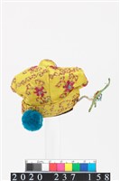 盔帽-向邊巾藏品圖，第2張